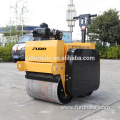 Hand road roller compactor for vibrating compaction work